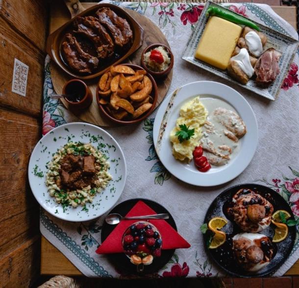 Pensiunea Gasthaus Alte Post Sighisoara Ngoại thất bức ảnh